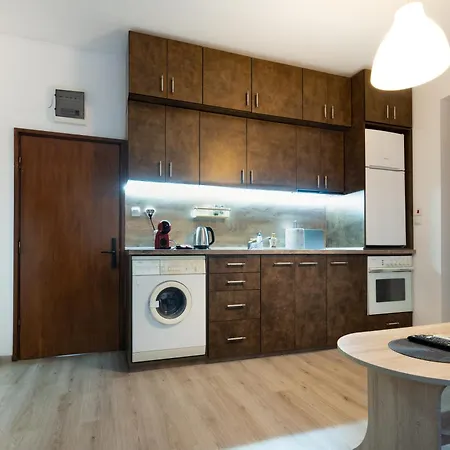 Casa Garden Apartment *